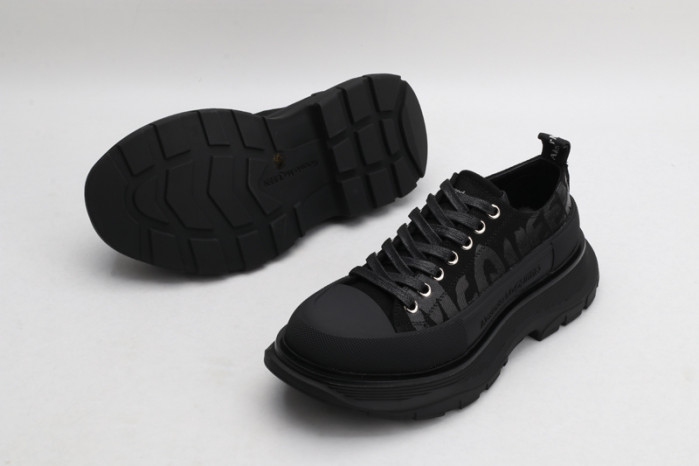 Alexander McQueen Tread