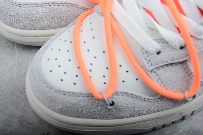 DUNK LOW 
