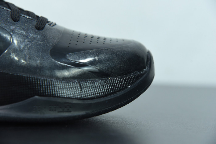 NIKE ZOOM KOBE 