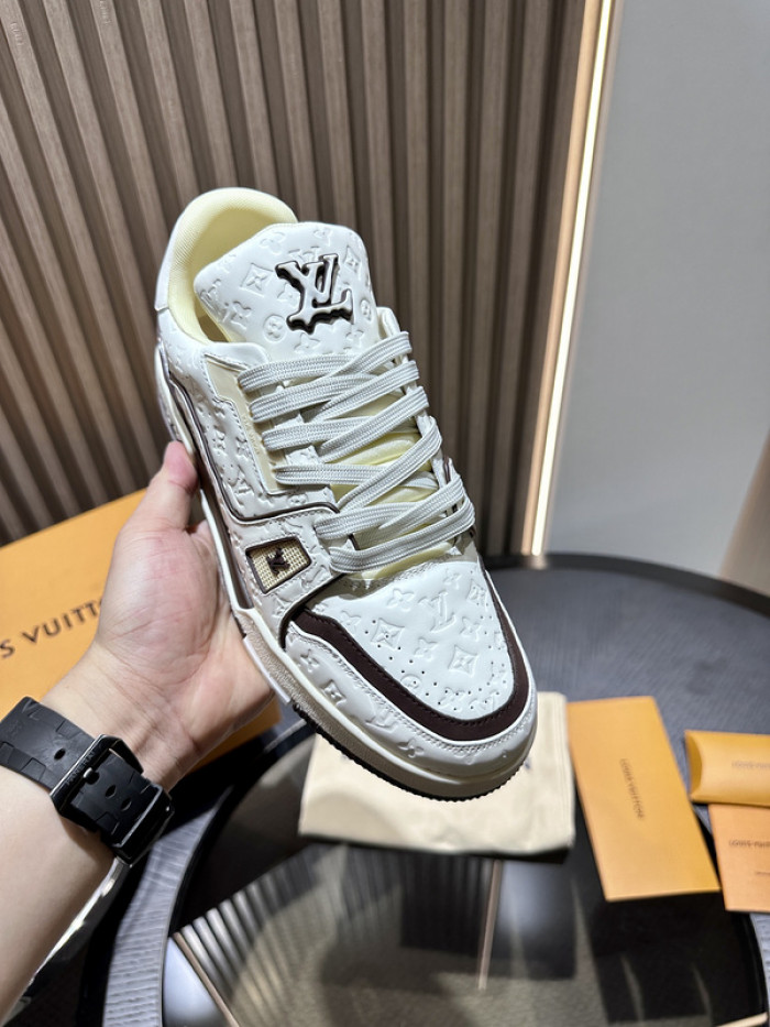 LO1_VTS SNEAKER