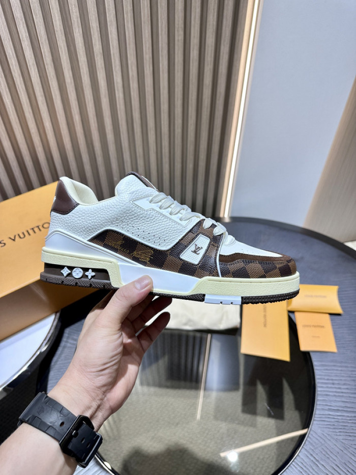 LO1_VTS SNEAKER