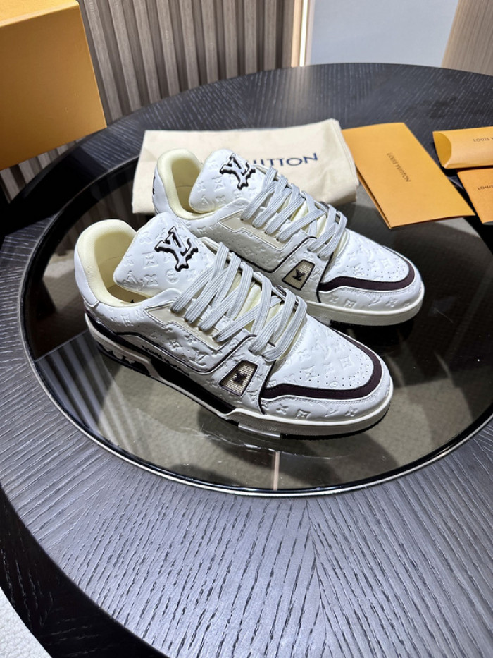 LO1_VTS SNEAKER