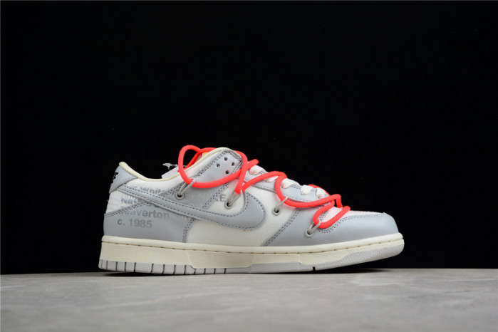 DUNK LOW 