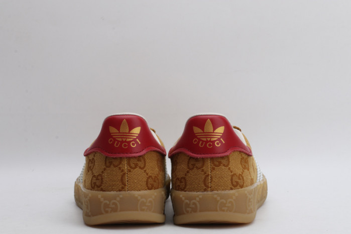 GUCC* X ADIDA* SNEAKER