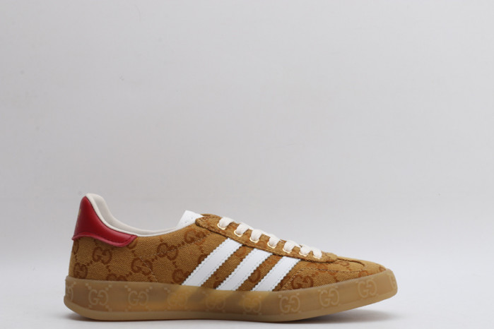 GUCC* X ADIDA* SNEAKER