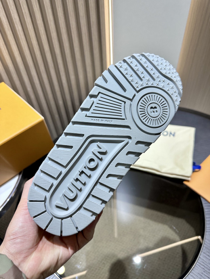LO1_VTS SNEAKER