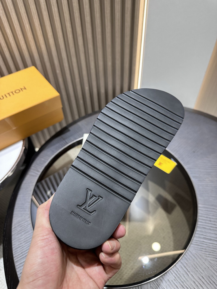 LO1_VTS SANDALS