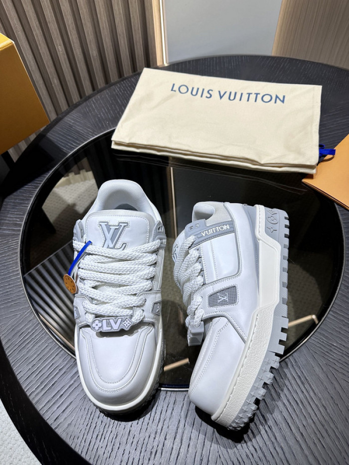 LO1_VTS SNEAKER
