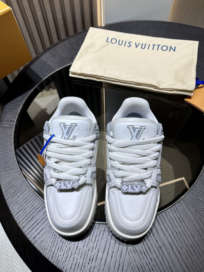 LO1_VTS SNEAKER
