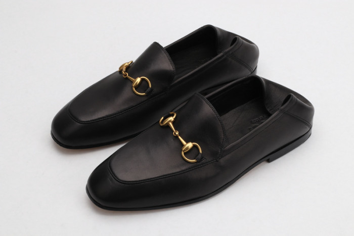 G*u*i  loafer