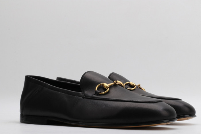 G*u*i loafer