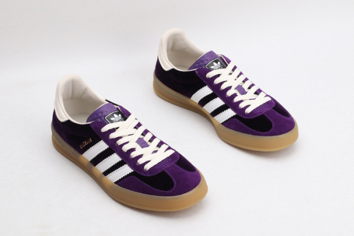 GUCC* X ADIDA* SNEAKER