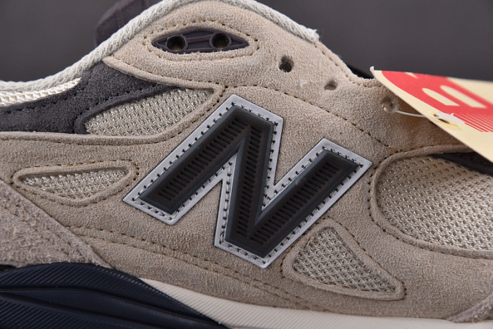 New Balance M990AD3