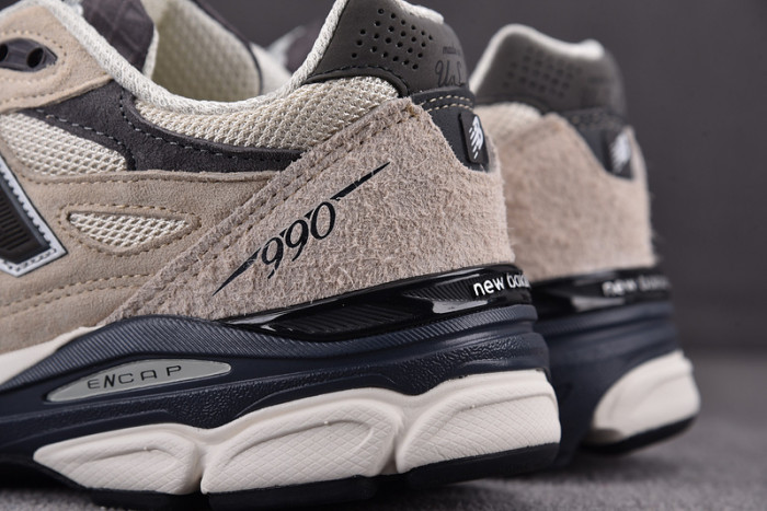 New Balance M990AD3