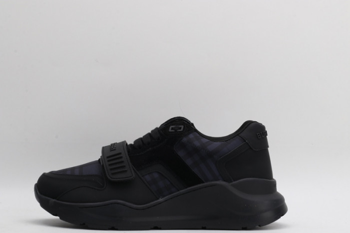 BUBERRY SNEAKER