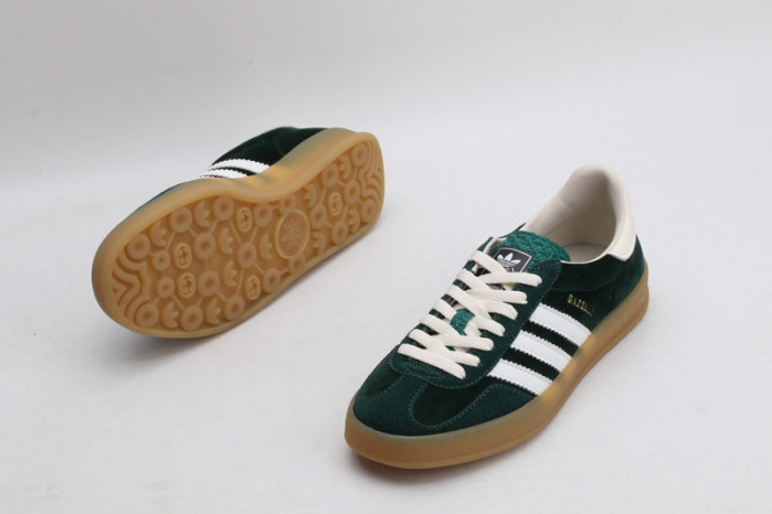 GUCC* X ADIDA* SNEAKER