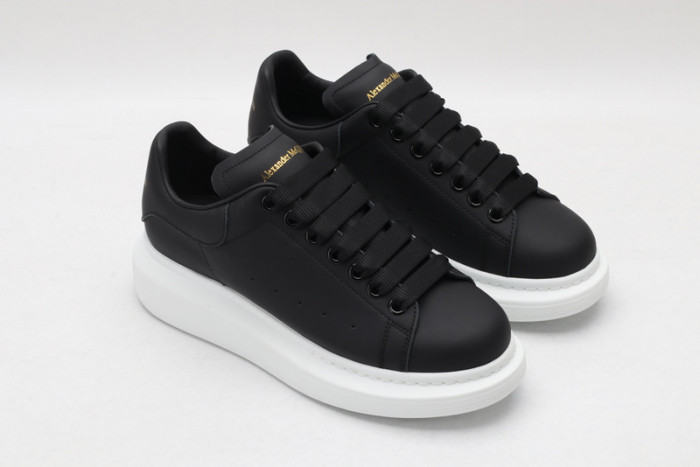 ALEXANDER MCQUEEN OVERSIZED