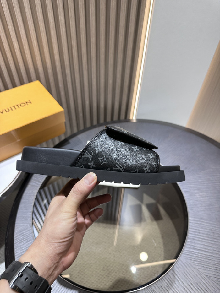 LO1_VTS SANDALS