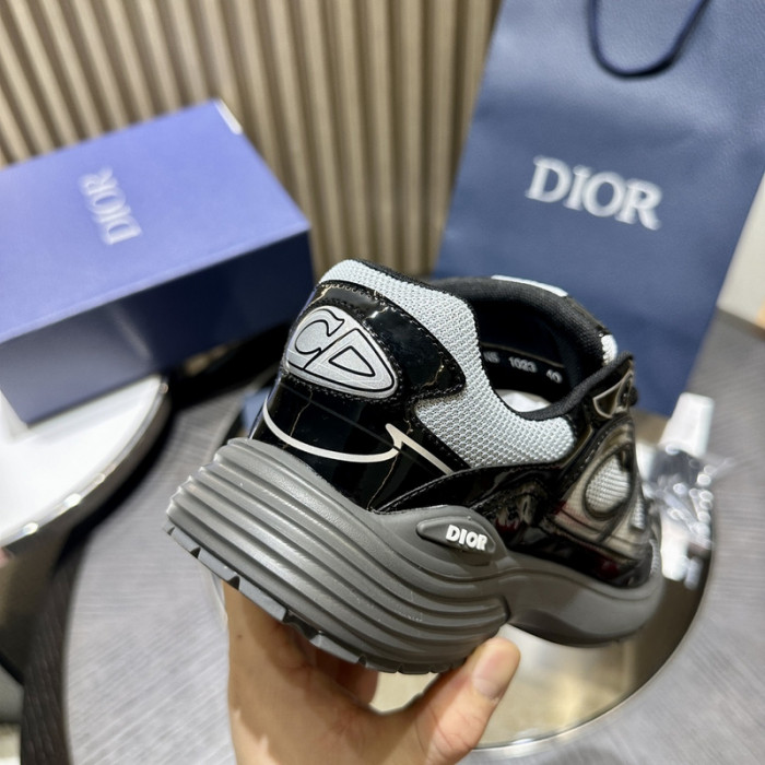 DIO B30 LowTop Sneaker