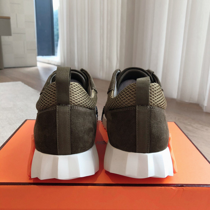 H**mes sneaker