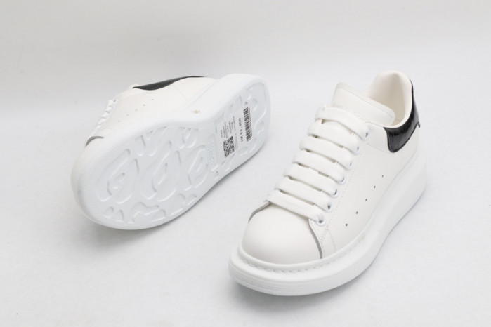 ALEXANDER MCQUEEN OVERSIZED