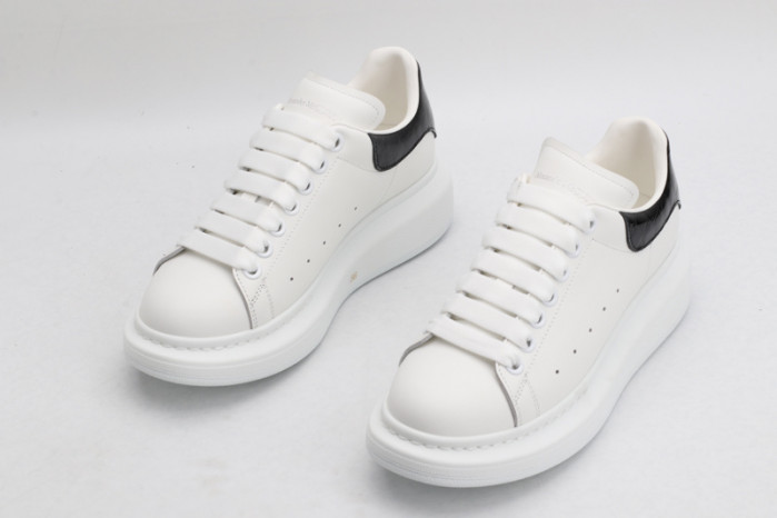 ALEXANDER MCQUEEN OVERSIZED