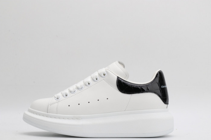 ALEXANDER MCQUEEN OVERSIZED