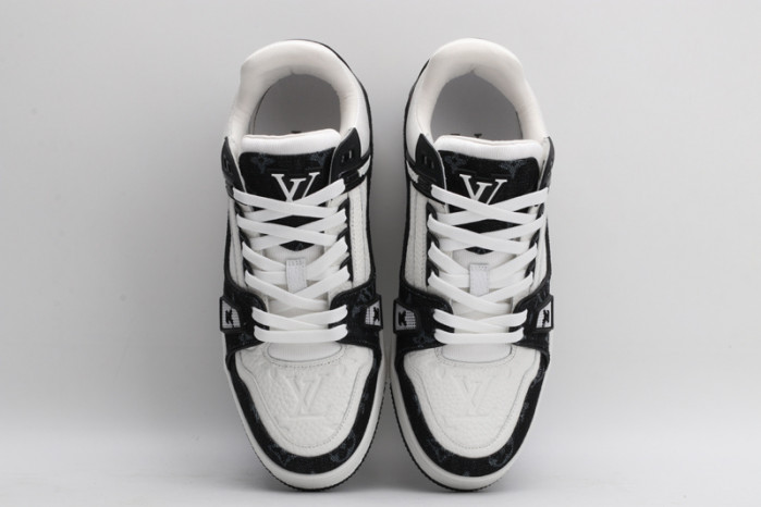 LO1_VTS SNEAKER