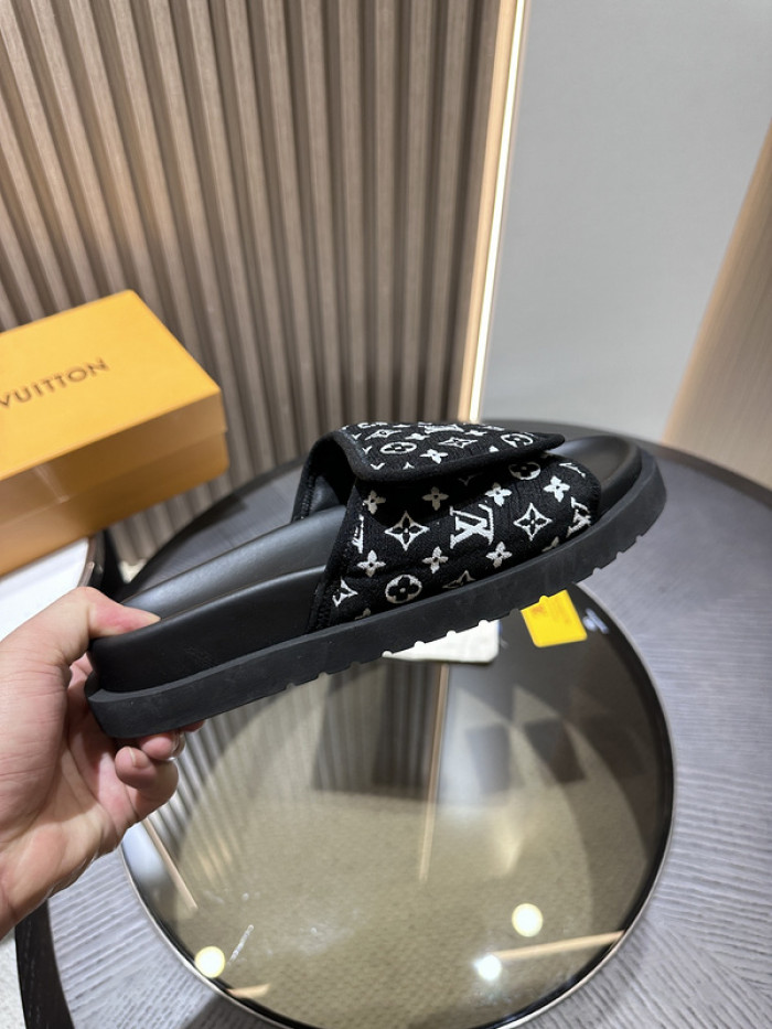 LO1_VTS SANDALS