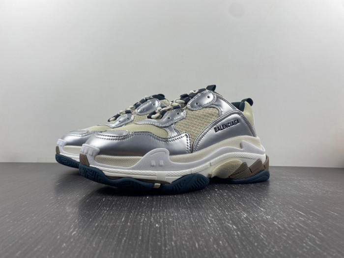 BLCG SNEAKER TRIPLE.S.