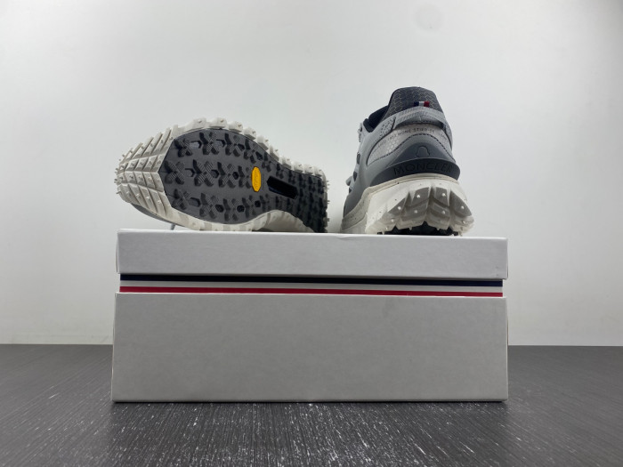 MONCLER TRAILGRIP GORE-TEX