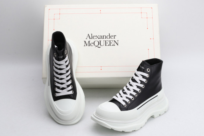 Alexander McQueen Tread