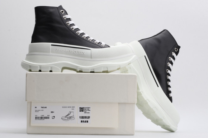 Alexander McQueen Tread