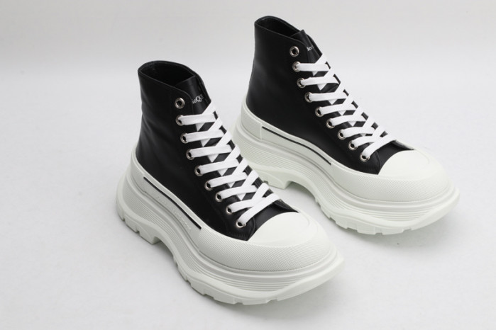 Alexander McQueen Tread