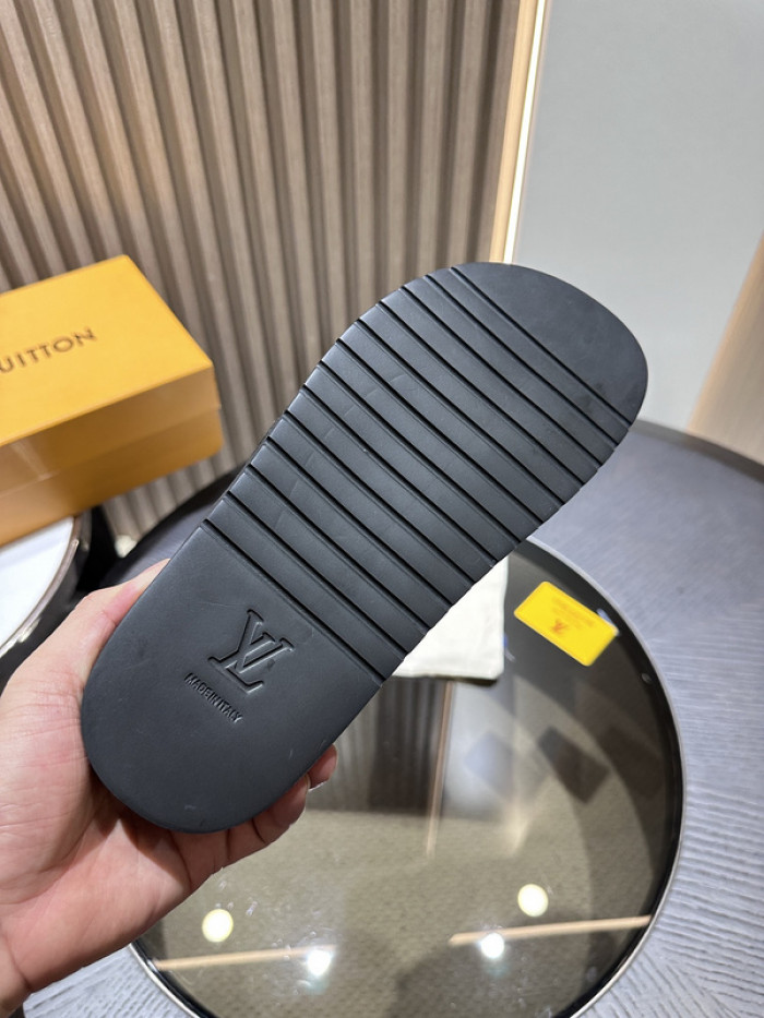 LO1_VTS SANDALS