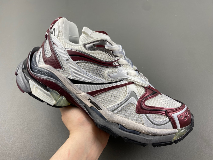 Ba*len*cia*ga -runner