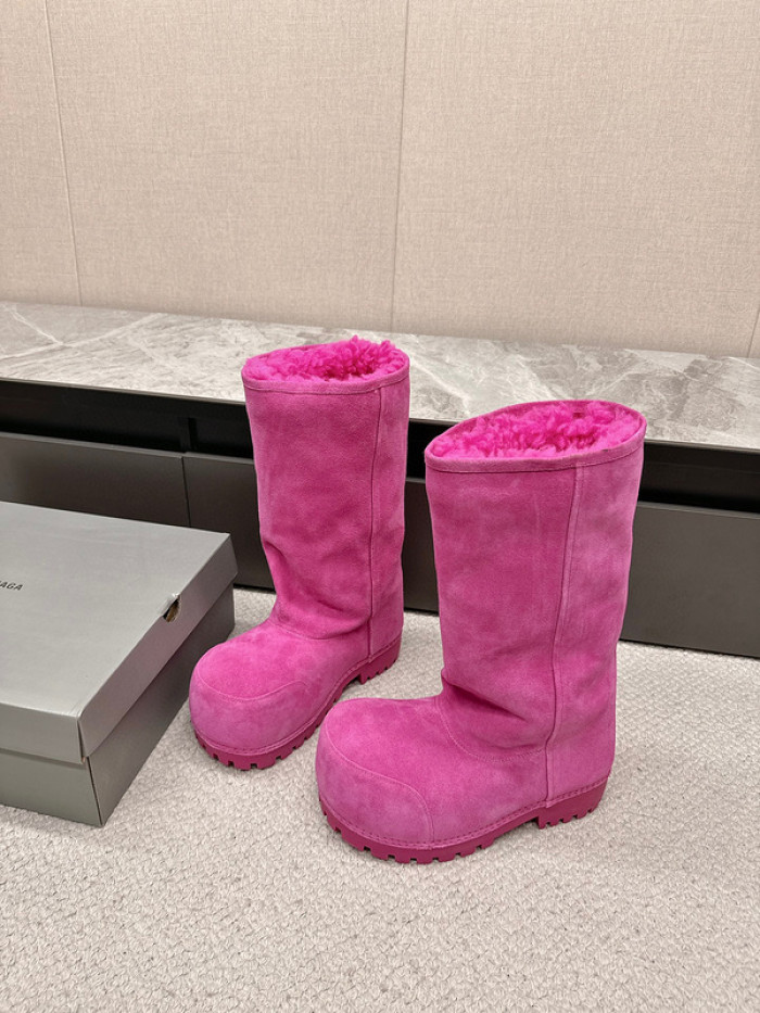 Ba*len*cia*ga alaska high boots