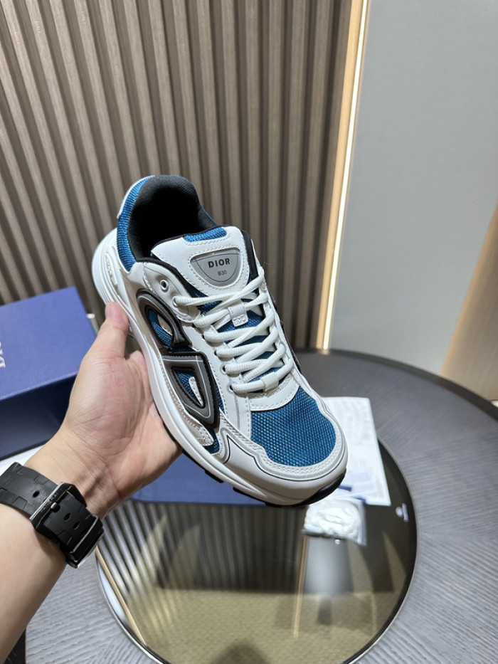 DIO B30 LowTop Sneaker