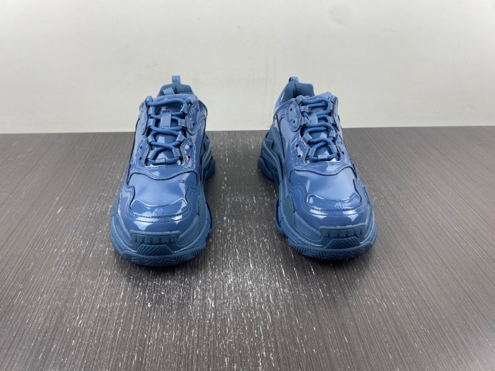 BLCG SNEAKER TRIPLE.S.