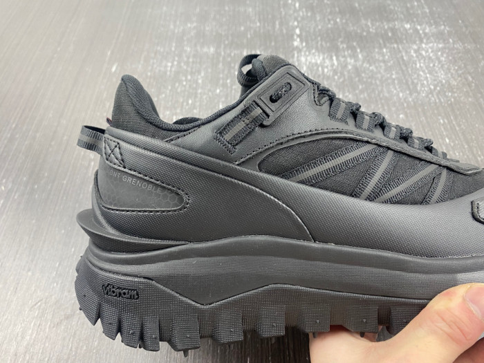 MONCLER TRAILGRIP GORE-TEX