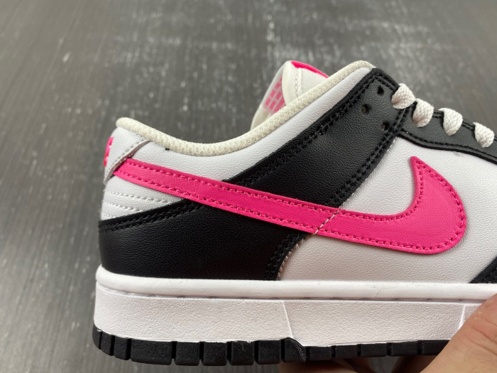 NIKE Dunk Low GS 