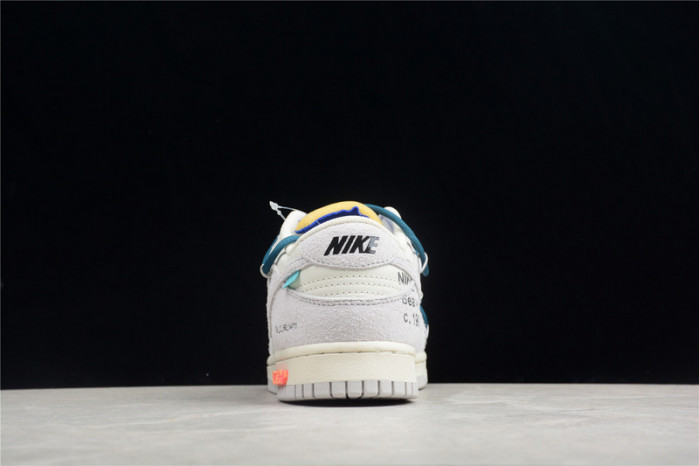 DUNK LOW 