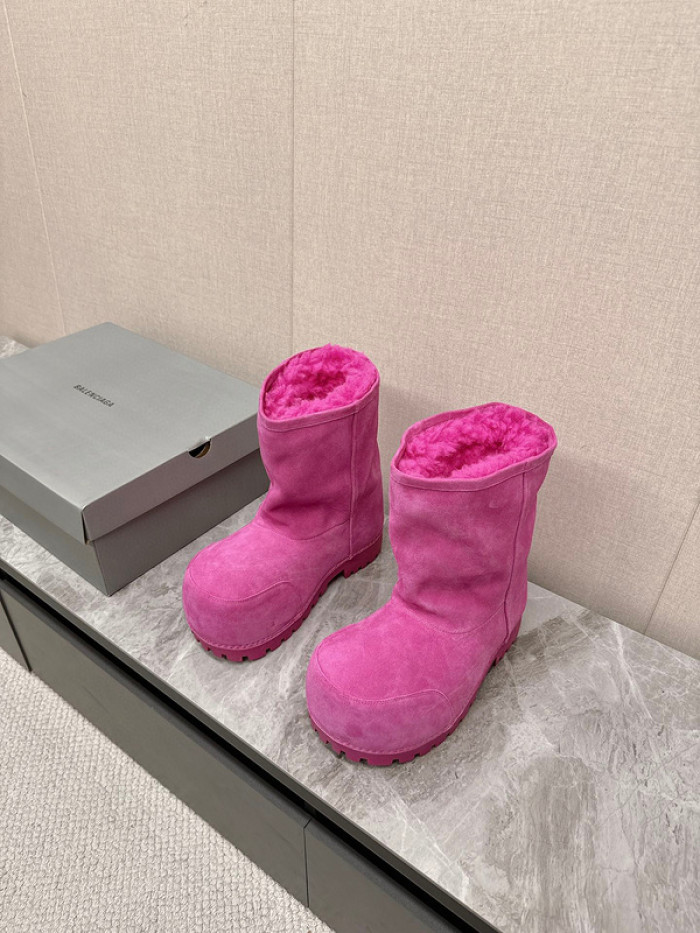 Ba*len*cia*ga alaska faux-fur low boots