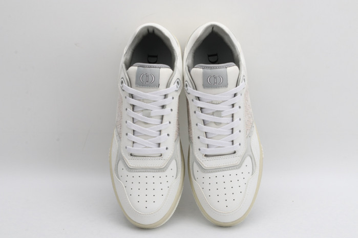 DIO* SNEAKER
