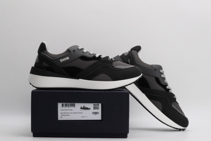 DIO* SNEAKER