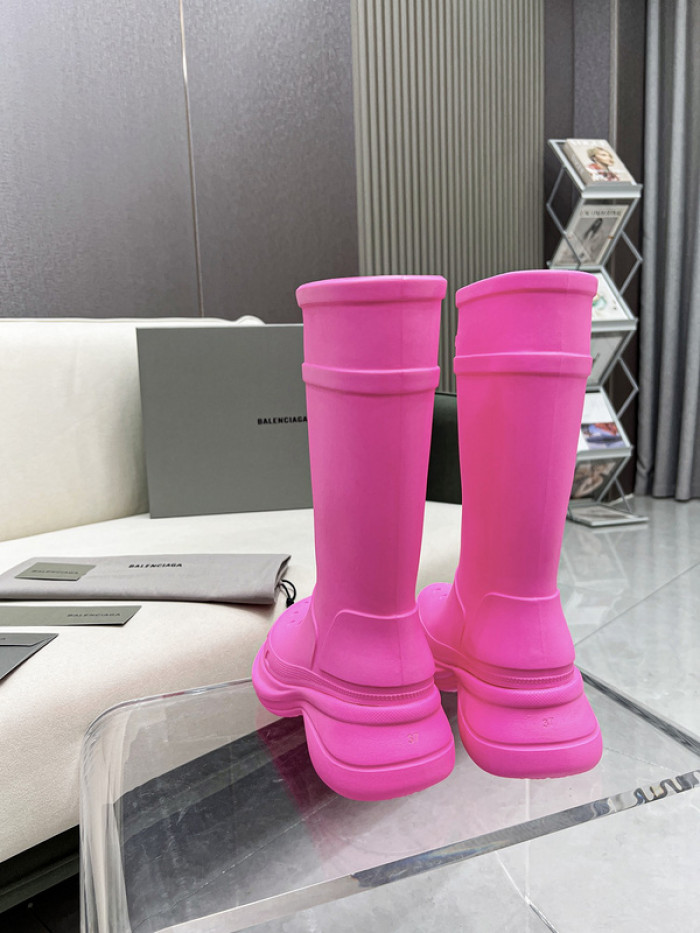 Ba*len*cia*ga cross boots