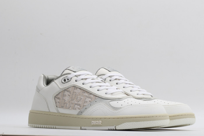 DIO* SNEAKER
