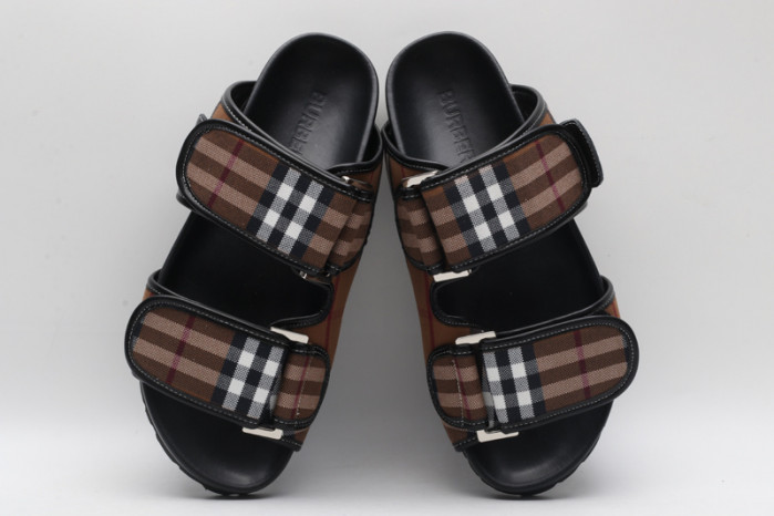 BUBBERY SANDALS
