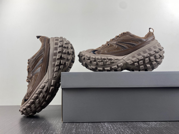 Ba*len*cia*ga ddfender sneakers