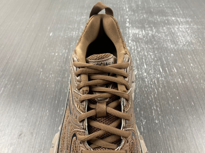 Ba*len*cia*ga ddfender sneakers